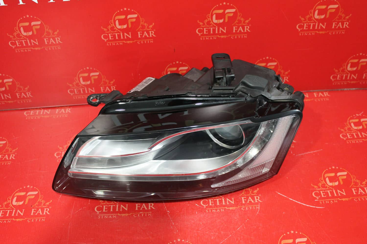 Audi A5 AUDİ A5 XENON SOL FAR S&Ouml;KME HATASIZ 2008-2011