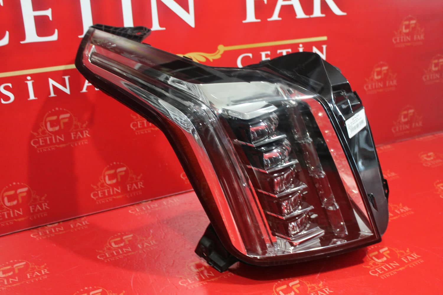 Cadillac ESCALADE CADİLLAC ESCALADE LED SAĞ FAR 2015