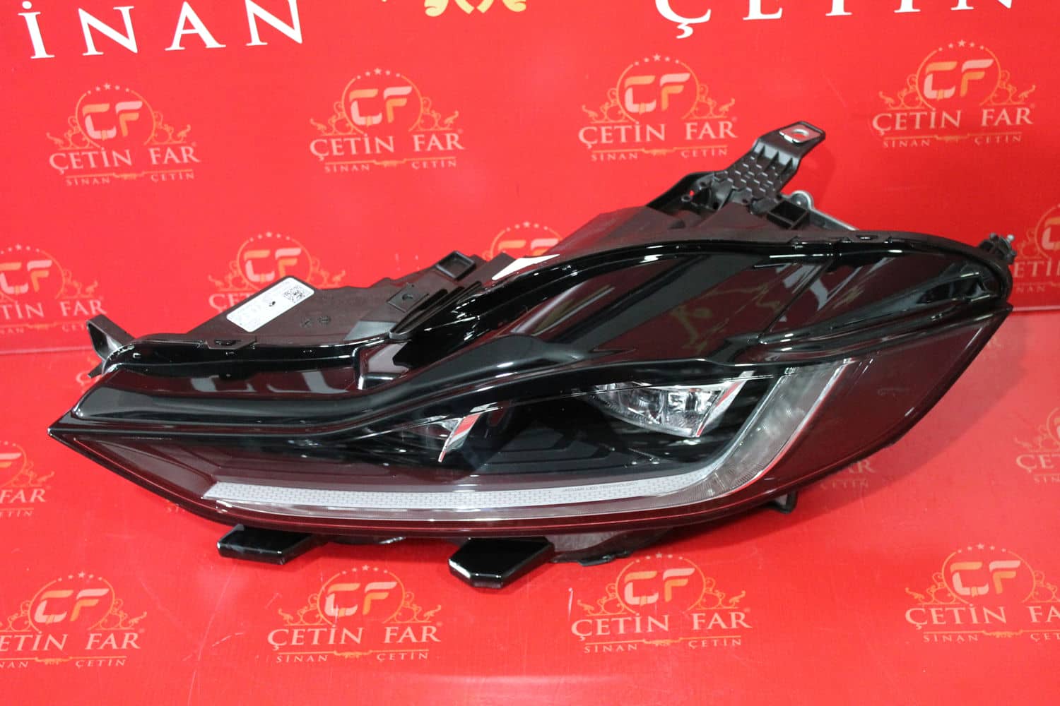 Jaguar XE JAGUAR XE X760 LED SOL FAR S&Ouml;KME HATASIZ ORJ 2020