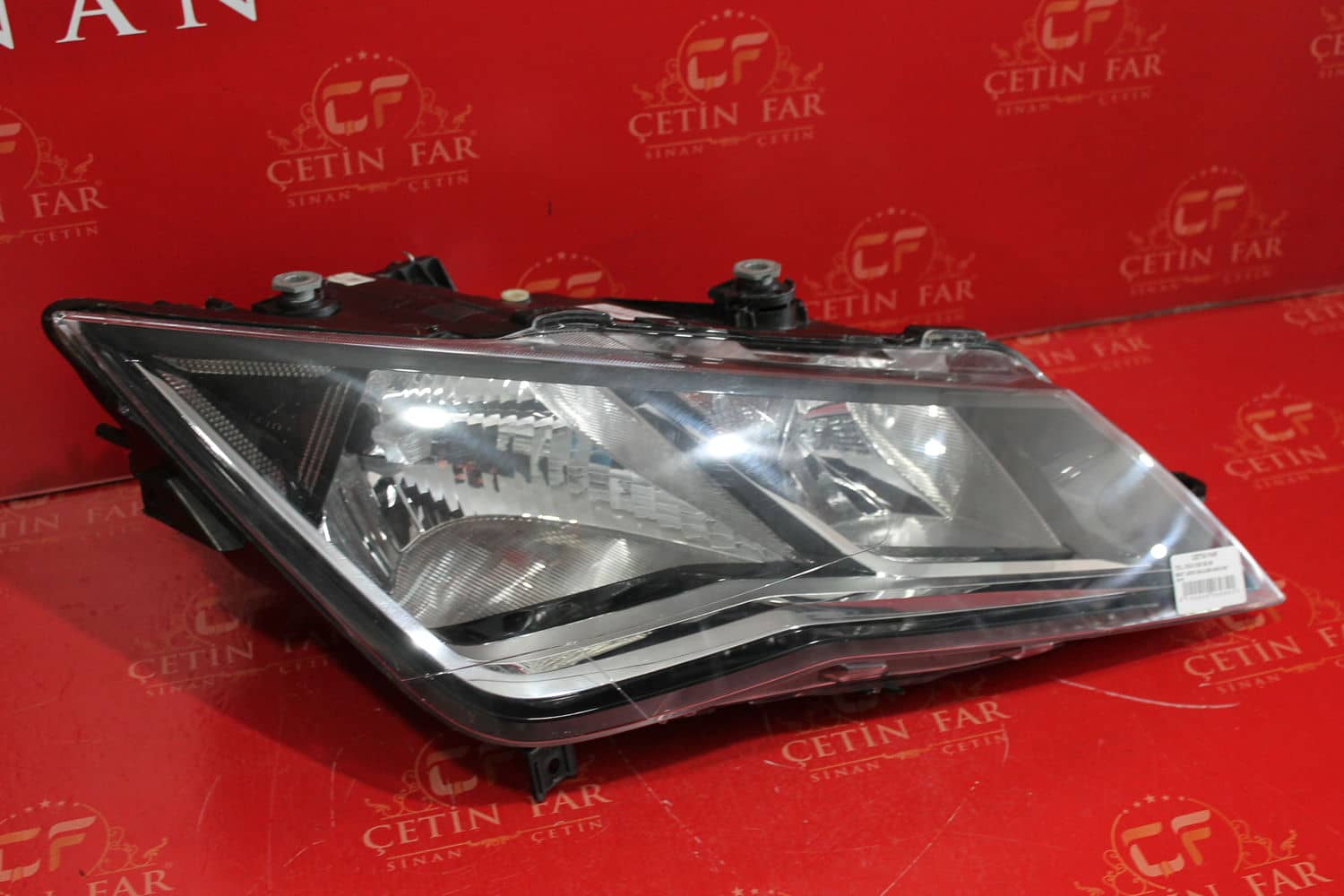 Seat LEON SEAT LEON FR HALOJEN K&Ouml;ŞE LEDLİ SAĞ FAR 2018-2020