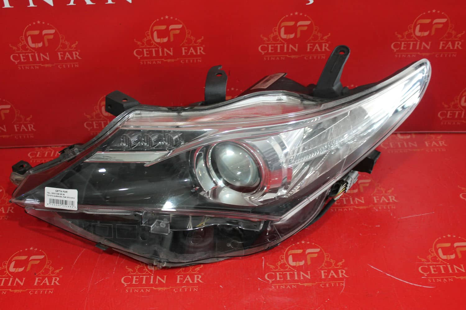 Toyota AURİS TOYOTA AURİS SOL FAR 2014-2015